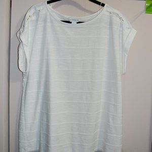 NWOT, Liz Claiborne, white tee